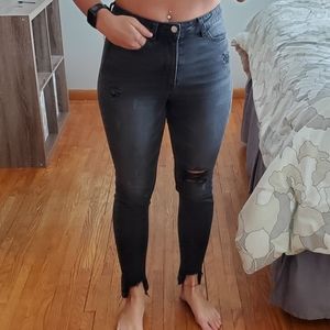 Black distressed skinny jeans